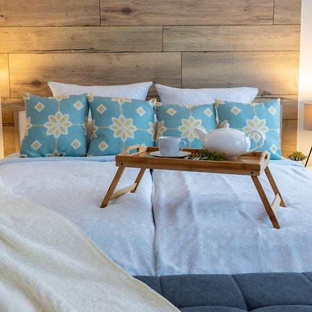 Design Apartment- 24H Self-Check-In - Bis 4 Pers - Parkplatz - Wifi - Balkon -Terrasse - In Direkter Weihernaehe - Radwege Schiffweiler Eksteriør bilde