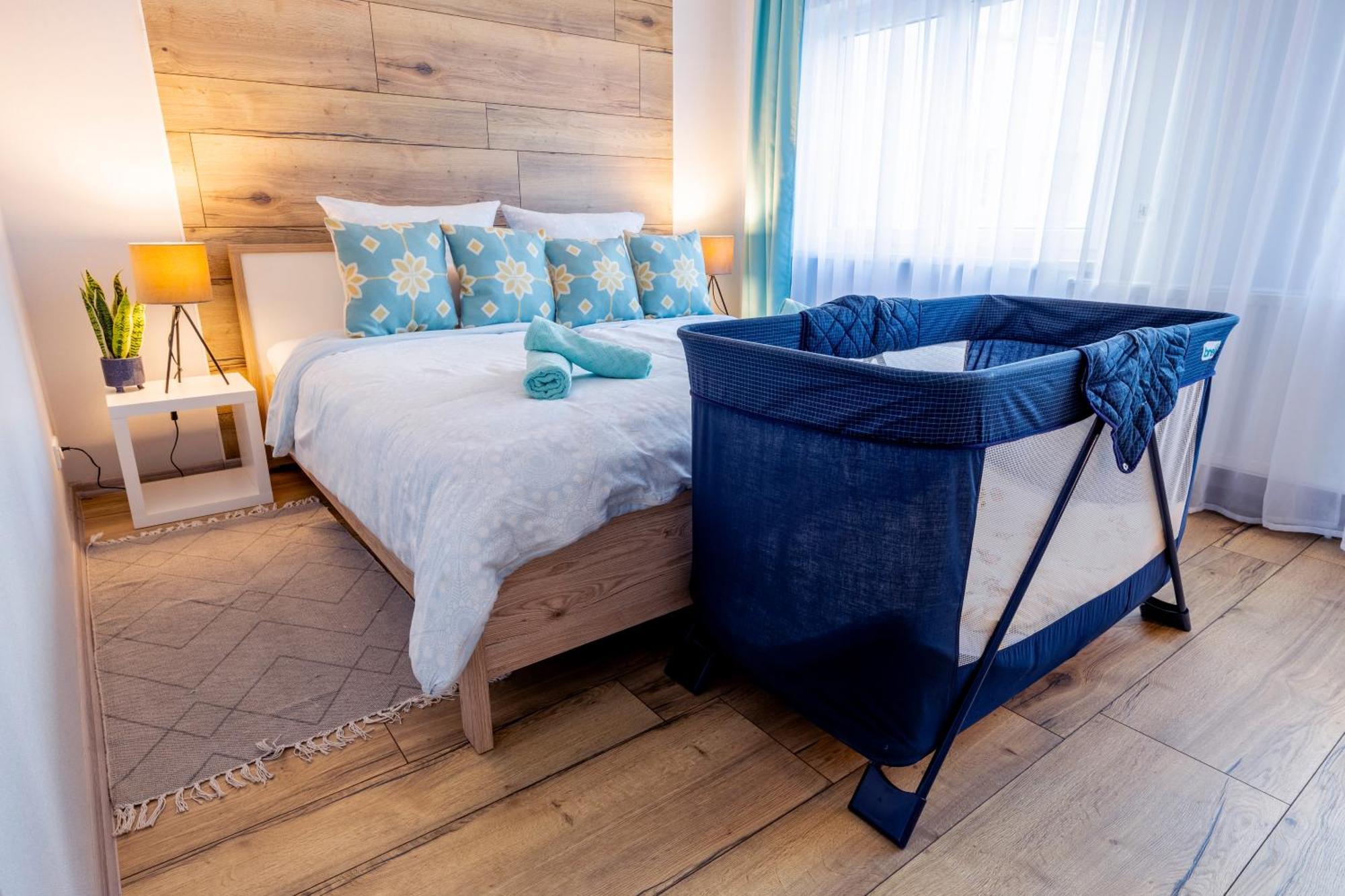 Design Apartment- 24H Self-Check-In - Bis 4 Pers - Parkplatz - Wifi - Balkon -Terrasse - In Direkter Weihernaehe - Radwege Schiffweiler Eksteriør bilde